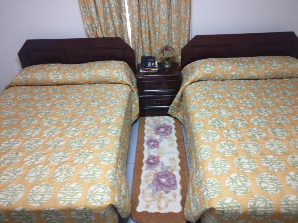 Regency Suites Hotel จอร์จทาวน์ ภายนอก รูปภาพ