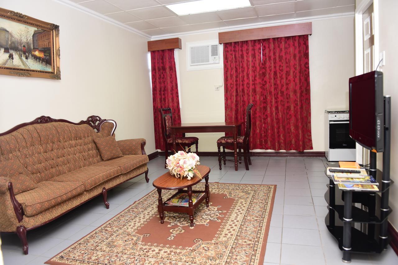 Regency Suites Hotel จอร์จทาวน์ ภายนอก รูปภาพ